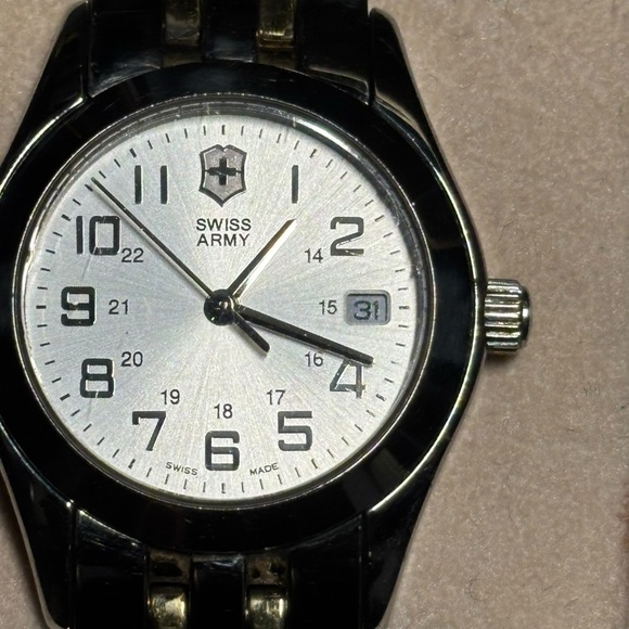 Ladies Swiss Army Victorinox Watch Silver Face Stainless Steel Multicolor Band main image 4